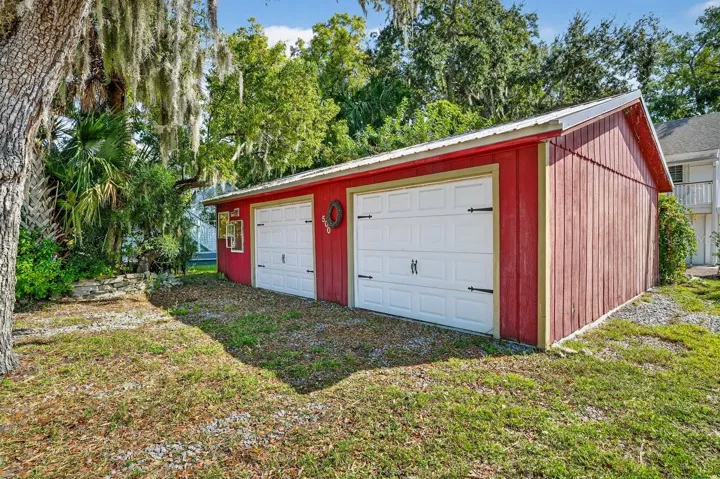 Dettached 2-car oversized garage