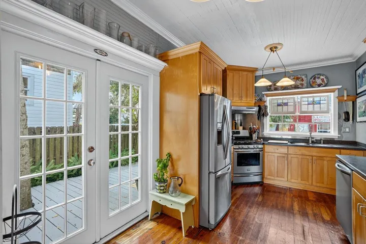 French Doors to Outdoor Dining