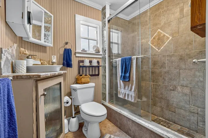 1st Floor Bath #2