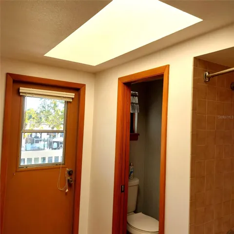 Primary Bath w/ Skylight