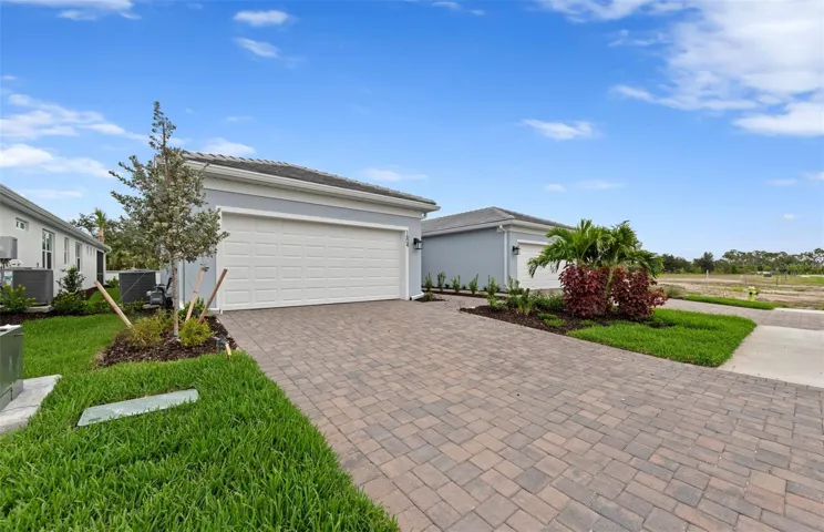AVALIABLE NOW!!Ellenwood exterior.