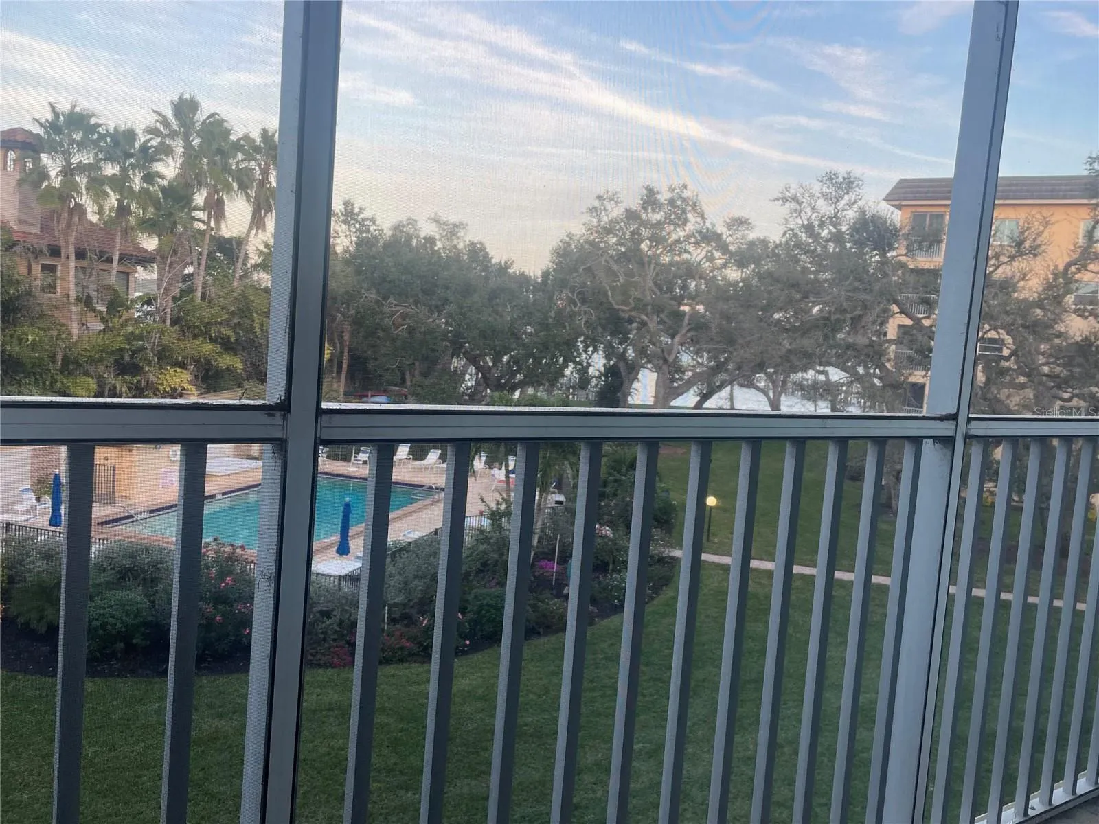 & Full pool views.