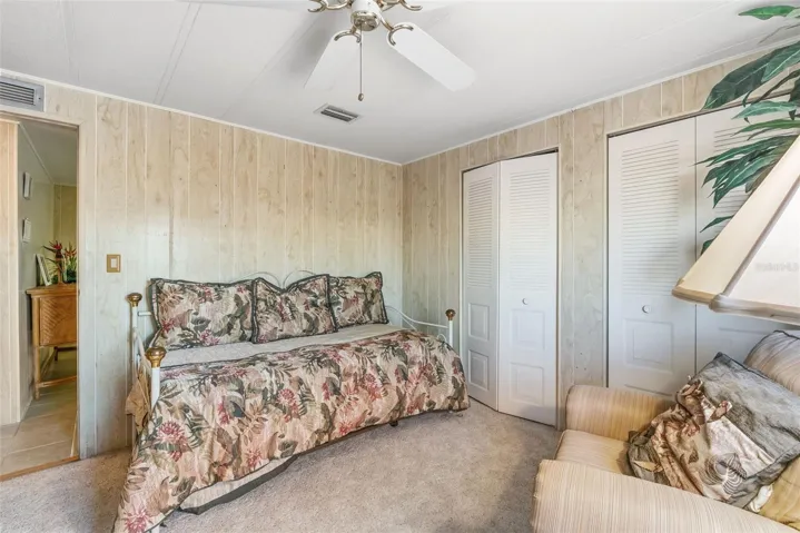 2nd bedroom