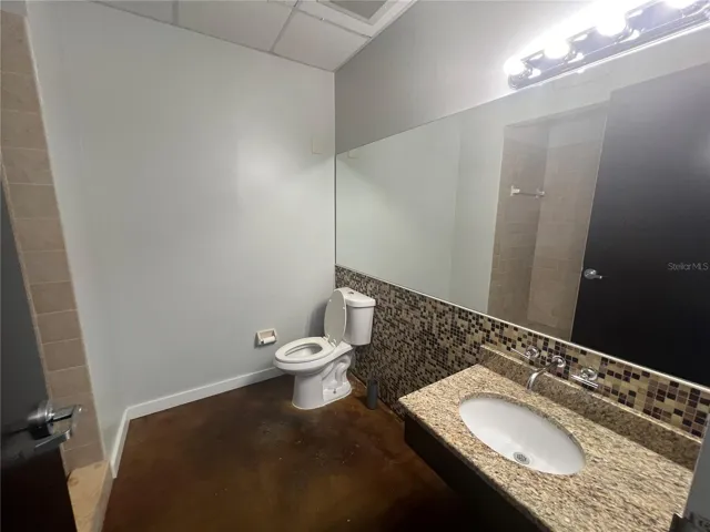 Suite D