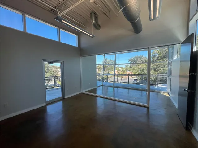 Suite D