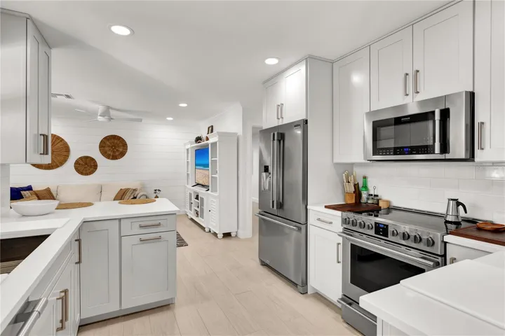 Kitchen view to Family Room