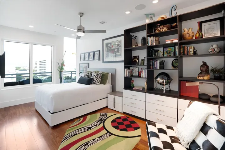 Guest bedroom 2