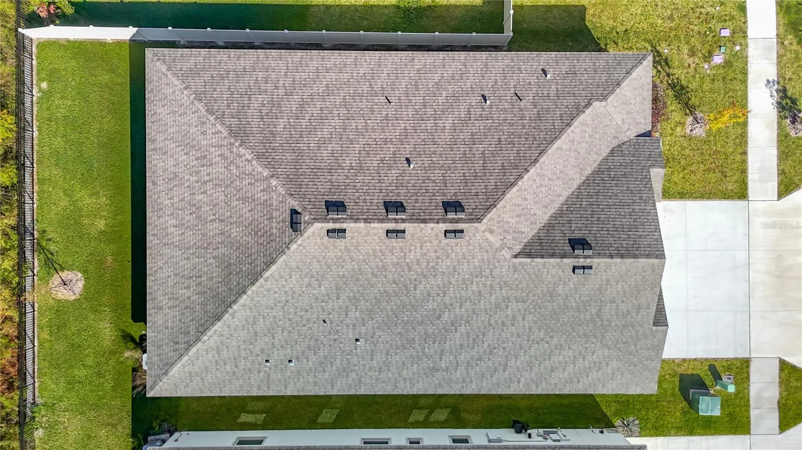 Ariel Roof View!