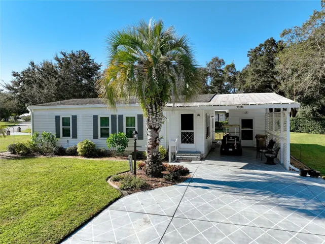 Welcome to 25125 Bellevue,  in the Plantation at Leesburg!