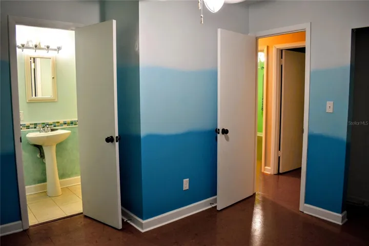 1170