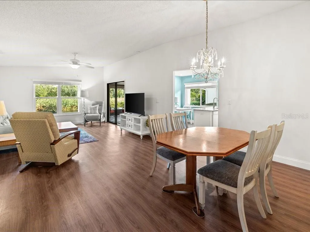 Living Room/Dining Room