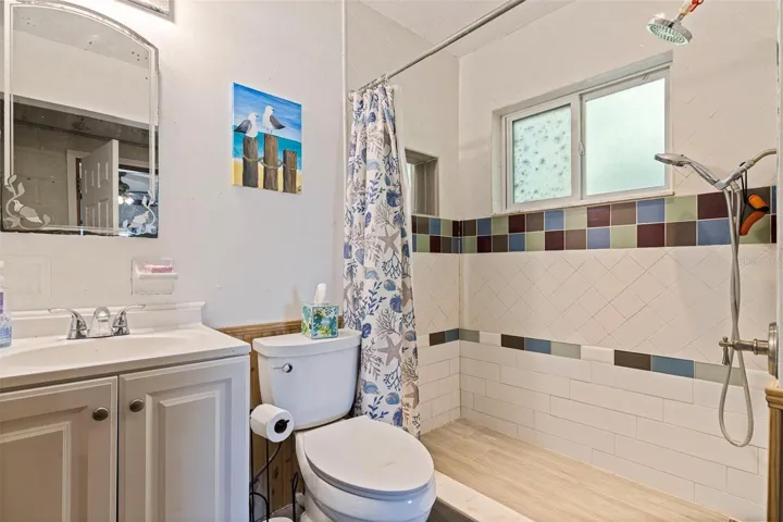 Main Bathroom