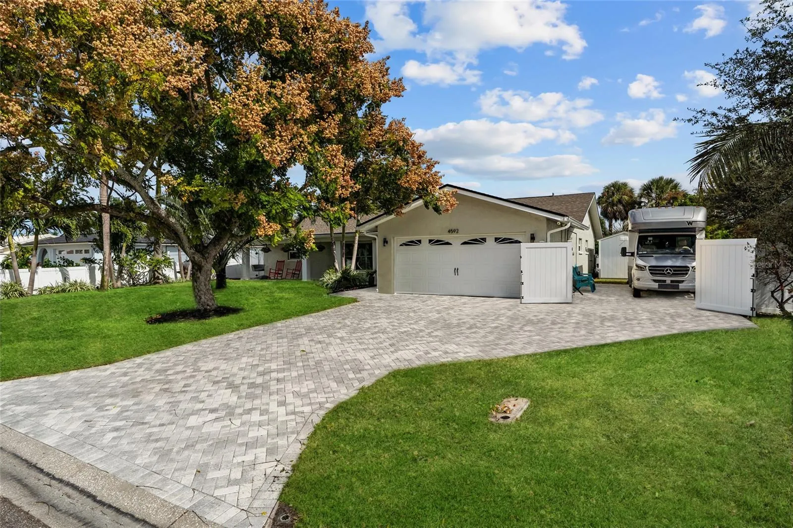 Front of home showing RV Parking