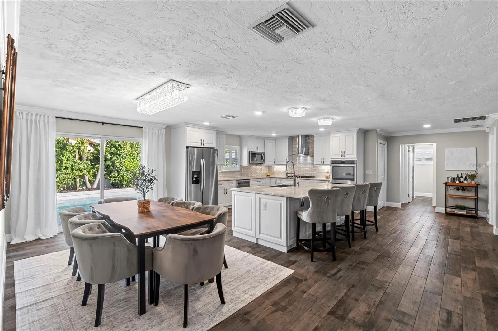 Dining room/Kitchen