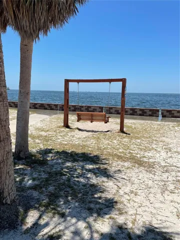 Hudson Public Beach