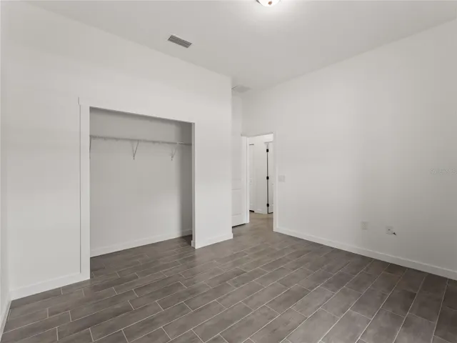 Bedroom/office/den/study
