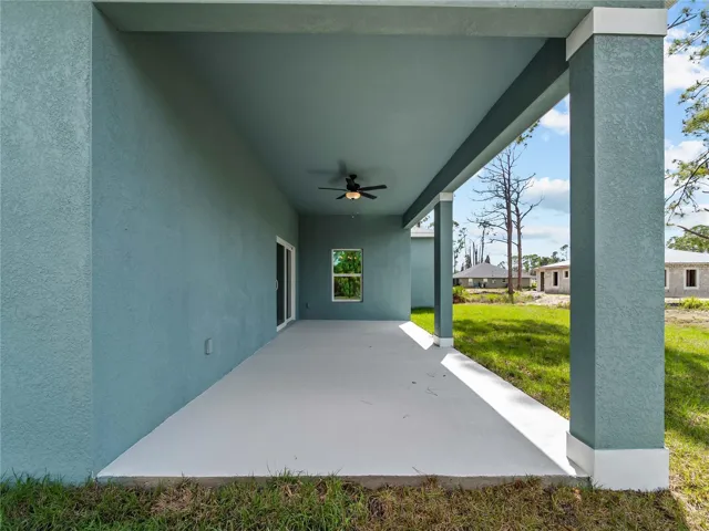 Rear Lanai