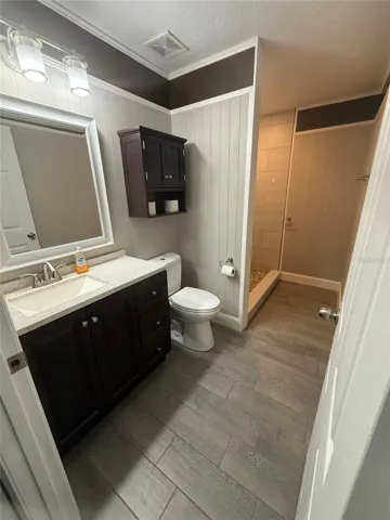 Hall bath a
