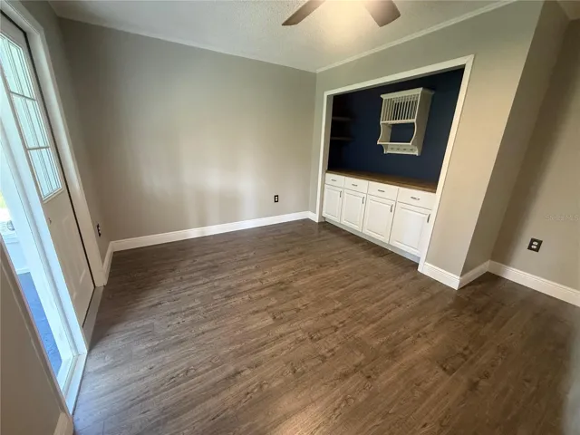 In law suite closet