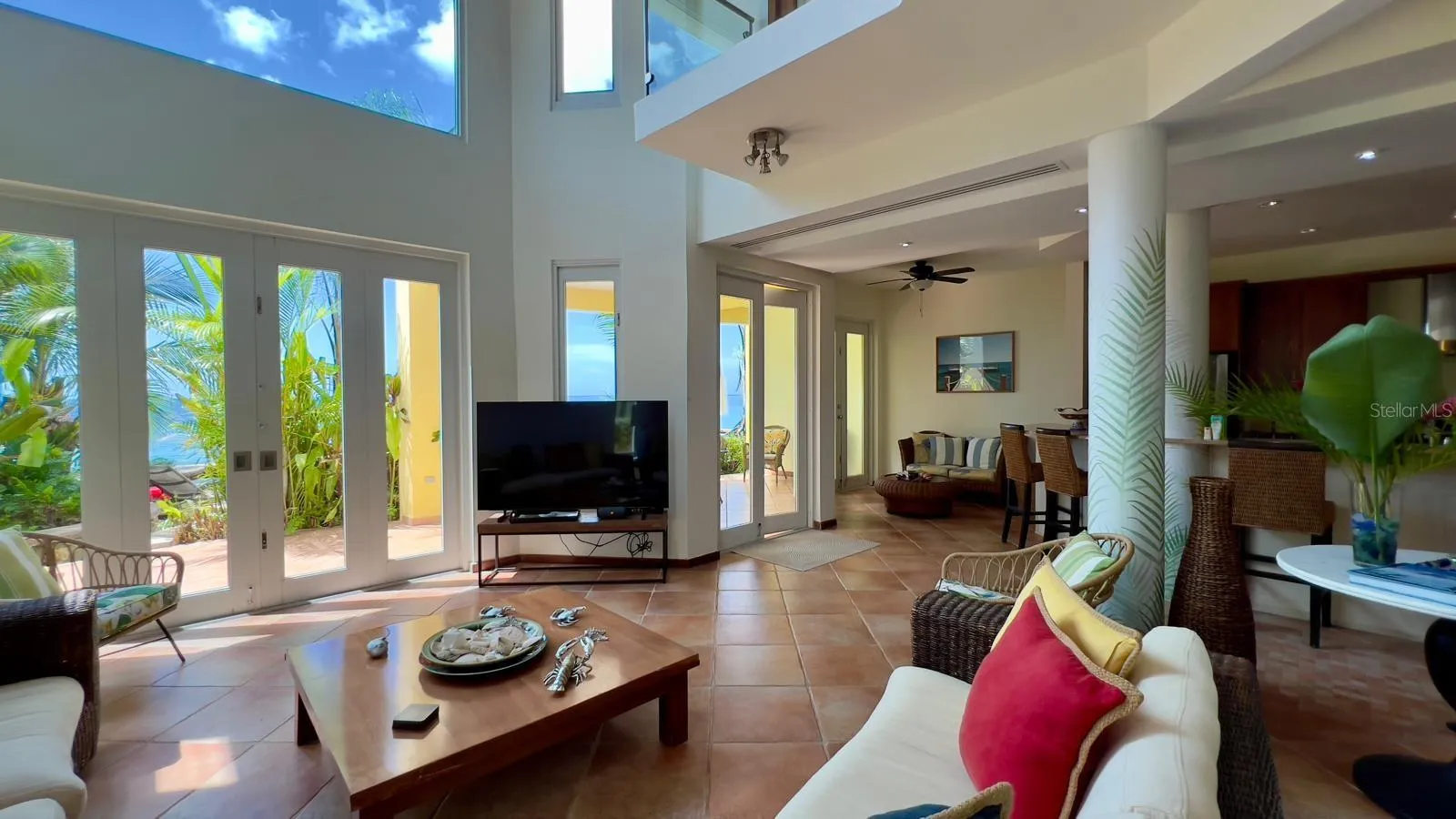 Mansion Living 3
