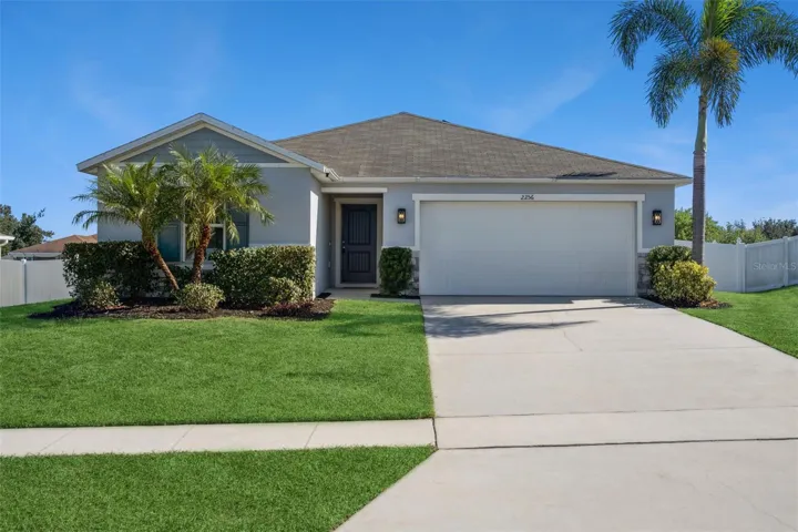 HOME OPPORTUNITY WITH SOLAR INCLUDED