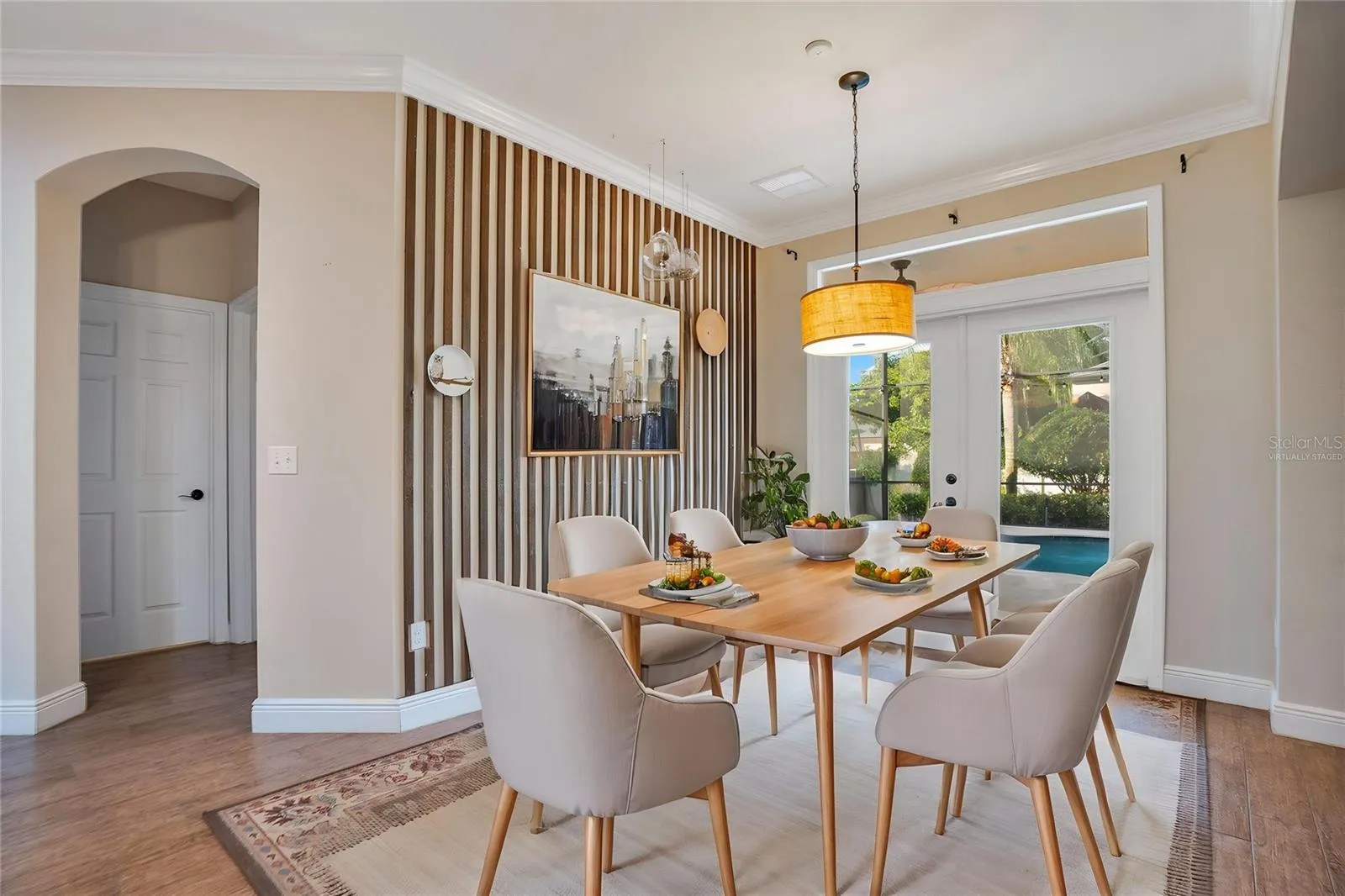 virtually staged dinette