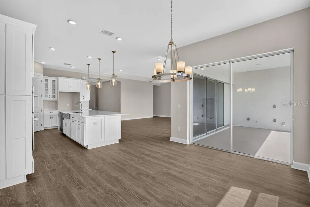 13827 Buchanan ~ Ready Now