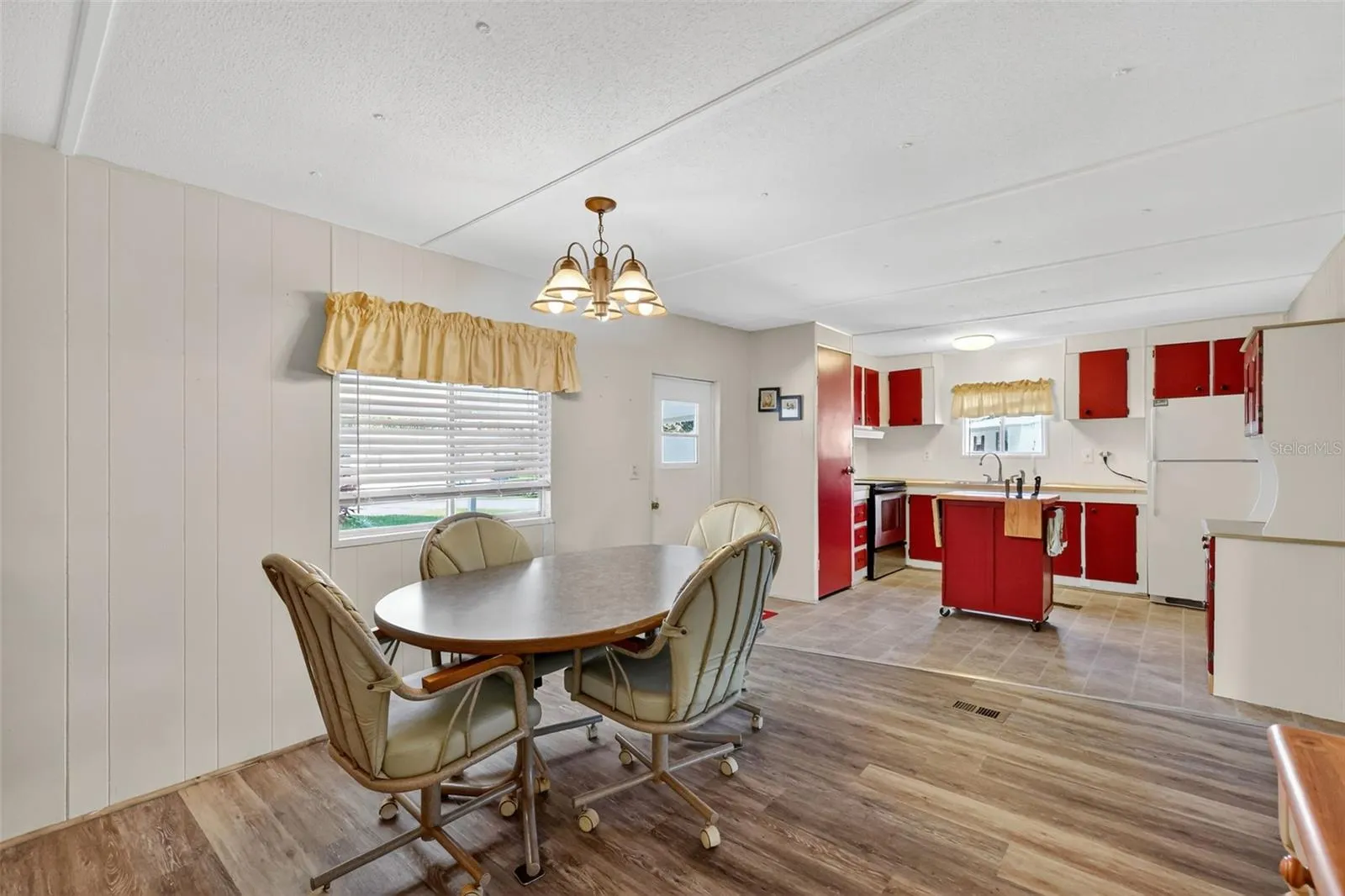 Dining room kitchen combo
