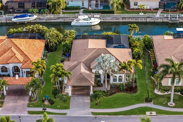 525 Mast Drive with private dock on the backyard