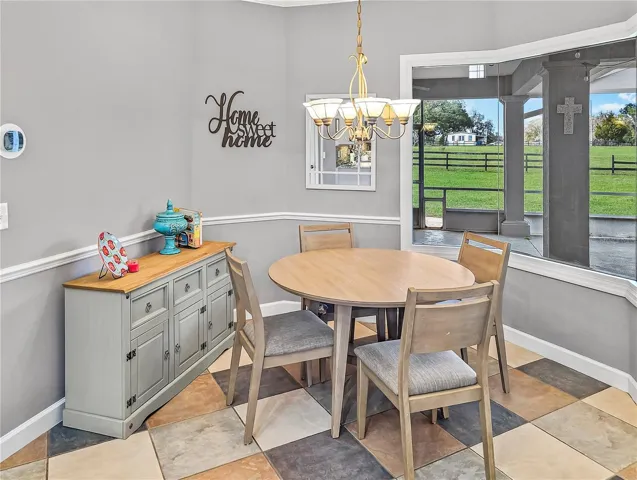 Breakfast Nook