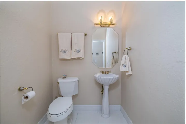 Powder room