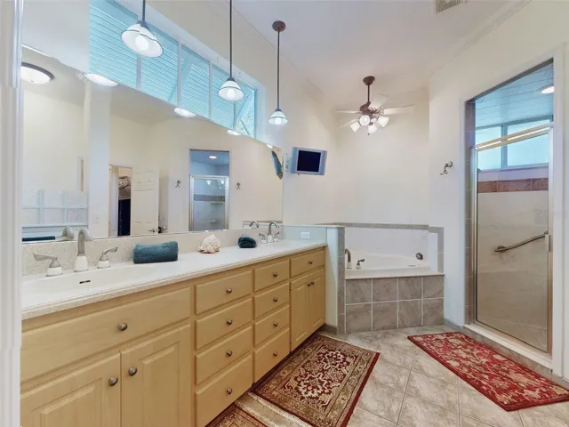 Primary bath
