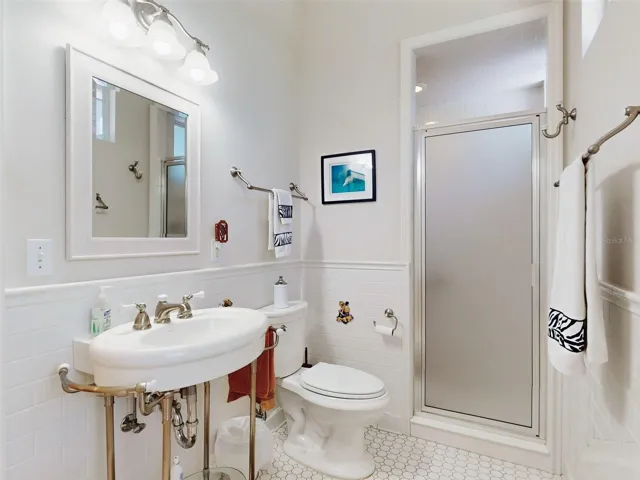 Guest bath pedastal sink