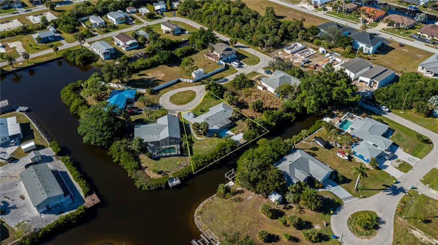 Waterfront Home on Quiet Cut-De-Sac