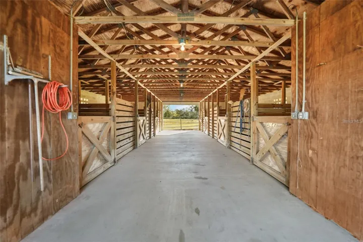 HORSE BARN