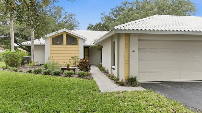 217 Southampton Dr in Myrtle Trace at Plantation Venice