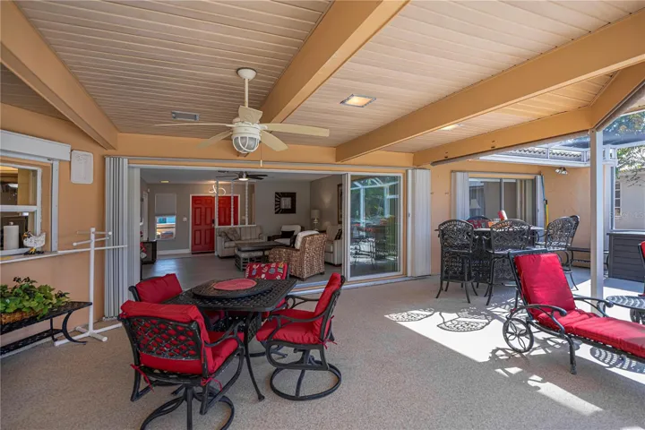 Covered Lanai with Room for Two