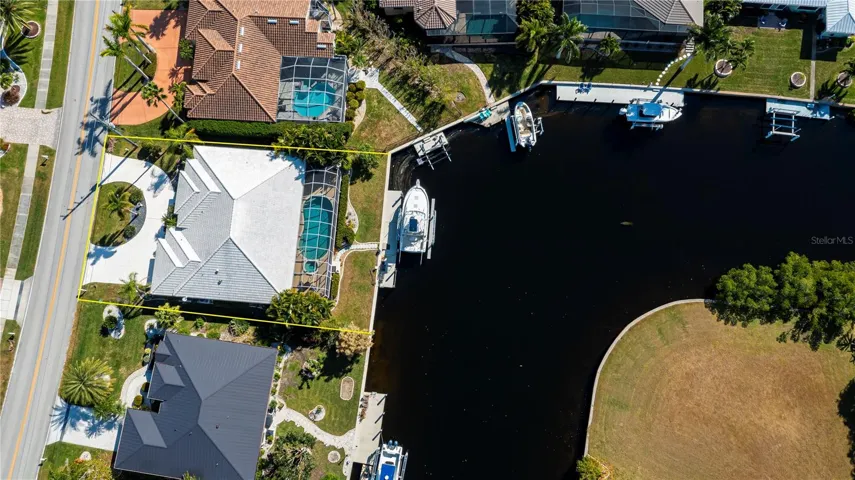Overhead View of Amazing Views Down Wide Canal & Quick