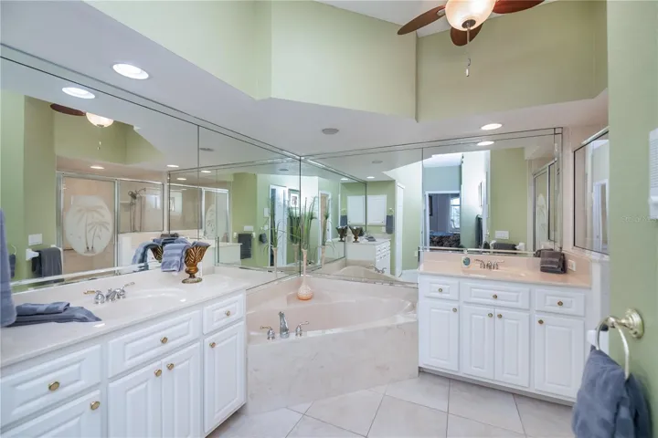Primary on Suite Bathroom with Two Vanity, Soaking Tub and Walk in Shower