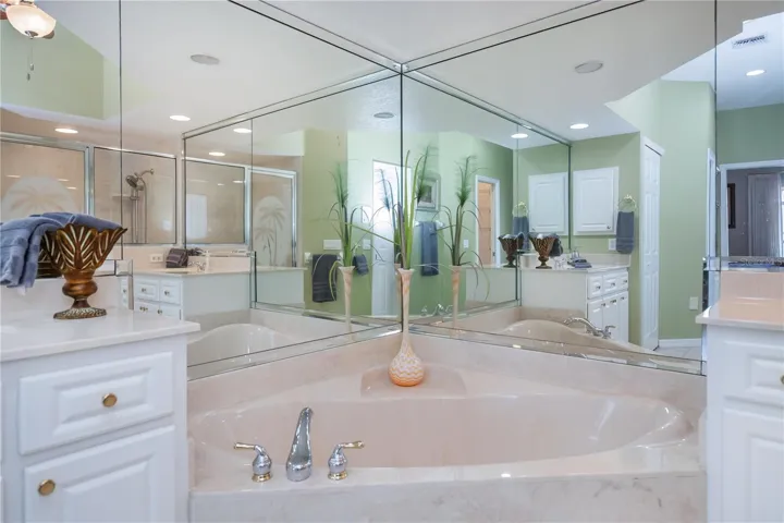 Primary on Suite Bathroom with Two Vanity, Soaking Tub and Walk in Shower