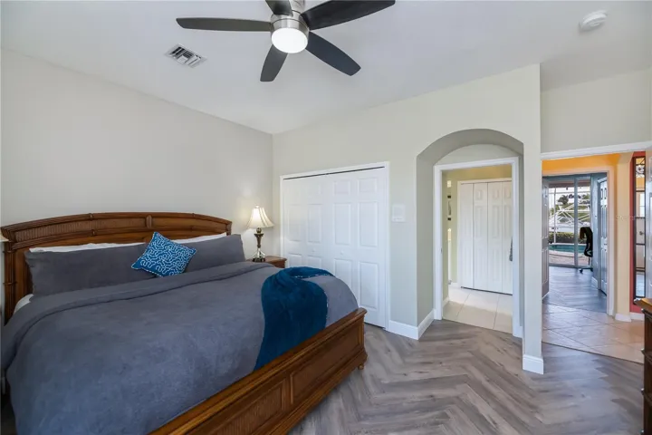 Guest Bedroom 2 with On Suite Full Bathroom