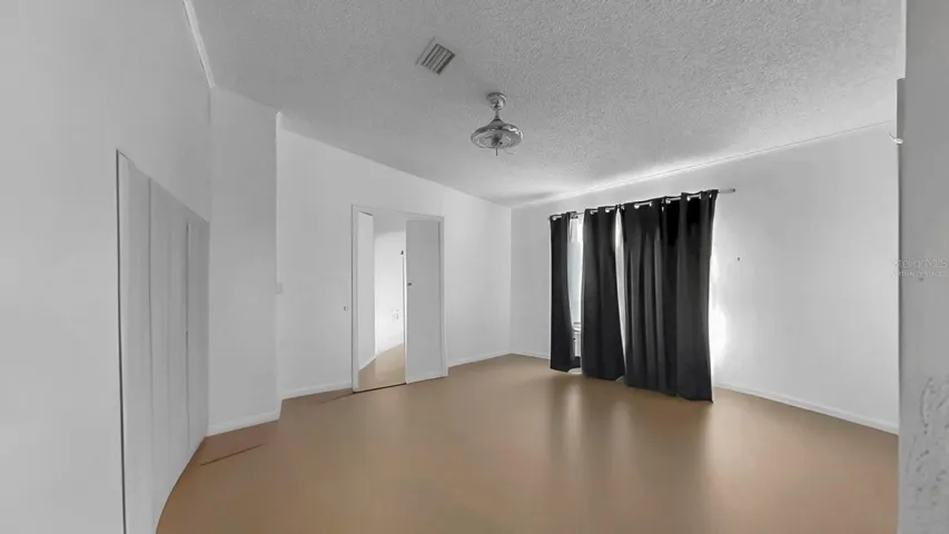 Virtually staged