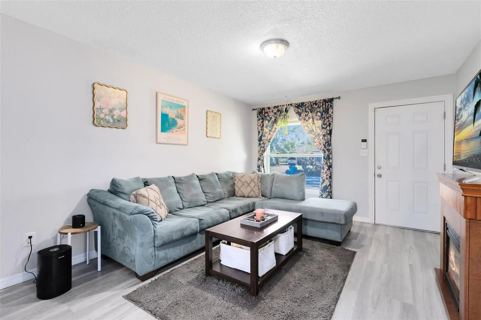 Large Family room.