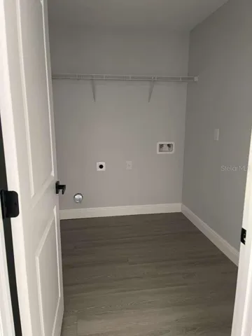 Walk-in-Closet Master