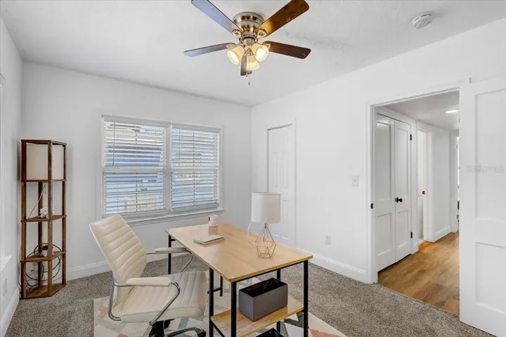 Bedroom 2/Home Office