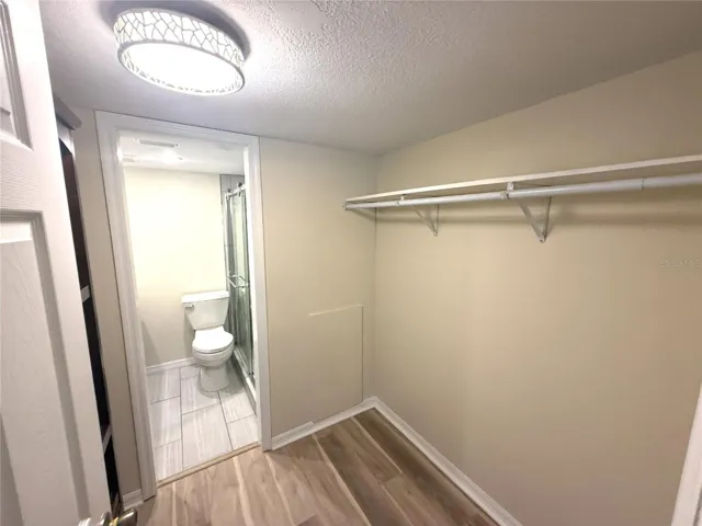 Walk in closet