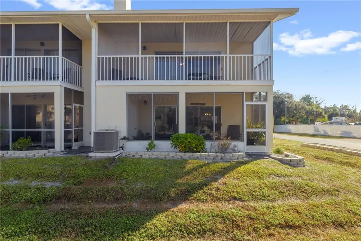 Exterior showing both Lanais