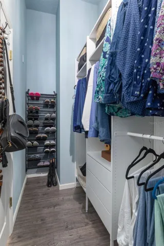 Convenient Closet System