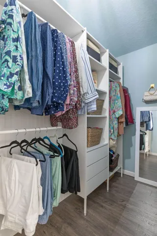 Walk in Closet