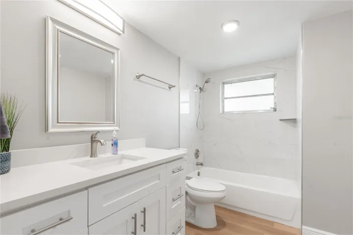 2nd Bathroom